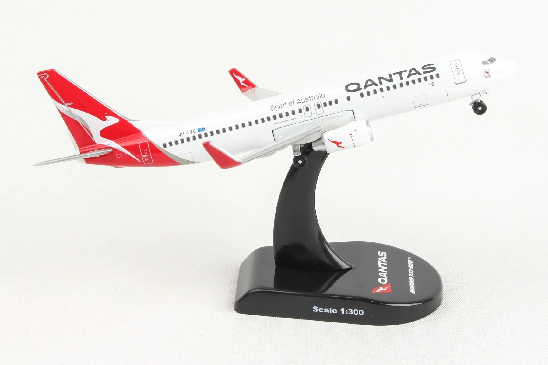 Postage Stamp Qantas 1/300 B737-800 Alice Springs VH-VYE image 2