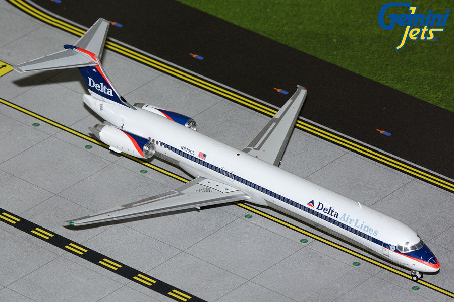Gemini Jets 1/200 Delta Air Lines MD-88 N925DL Interim Livery image 0