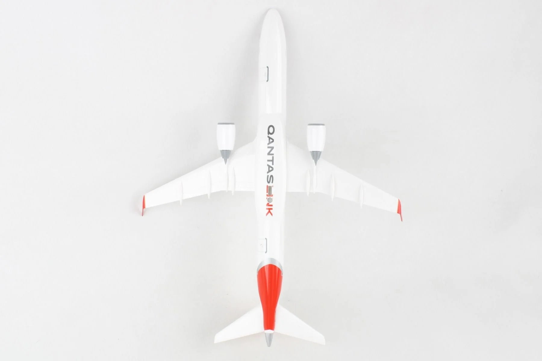 Skymarks 1/100 QantasLink E190 VH-UZD Aircraft Model image 11