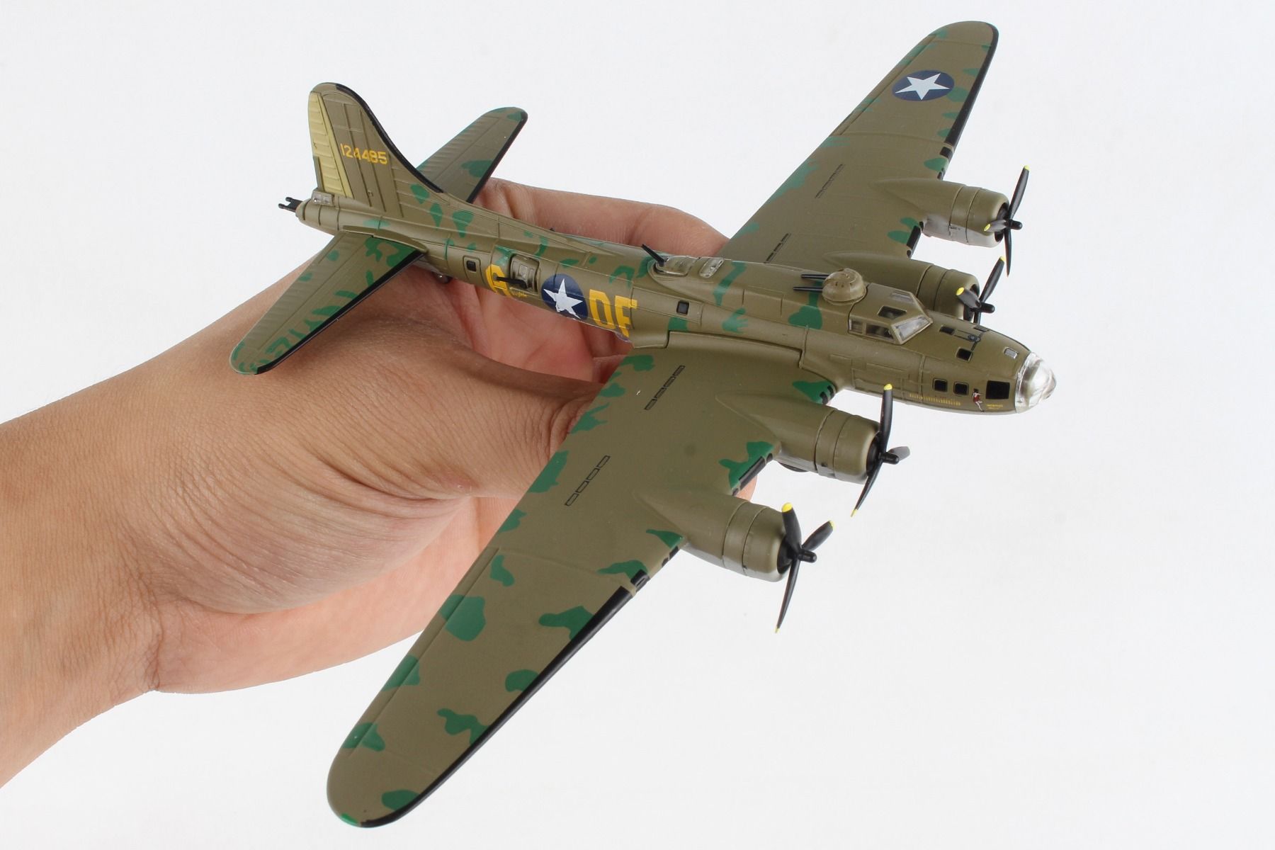 Postage Stamp 1/155 B17F Memphis Belle image 12